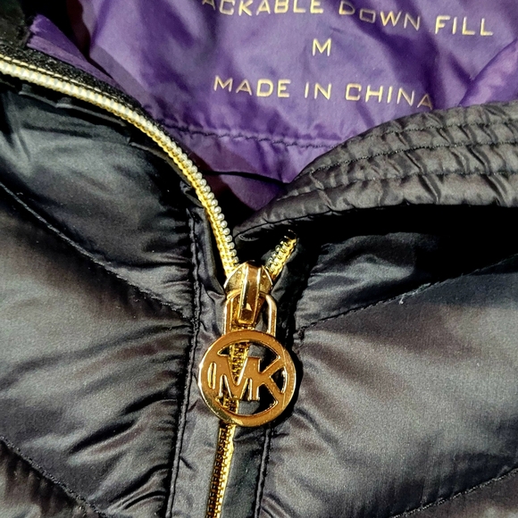Michael Kors Packable Down Filled Women's Puffer Jet Black Jacket size Medium - Picture 3 of 8